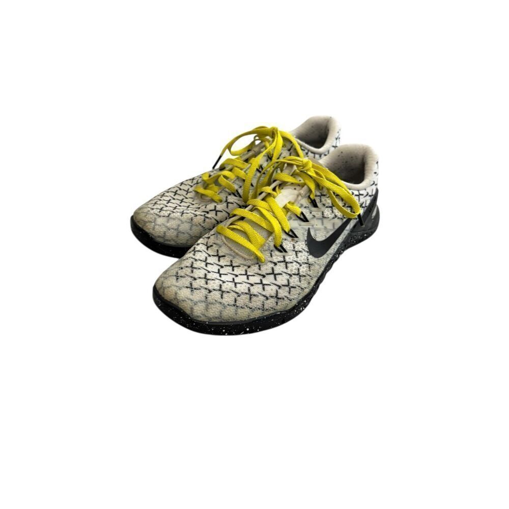 Nike Metcon Training Shoes Black Yellow Speckled Sole Women’s 7.5